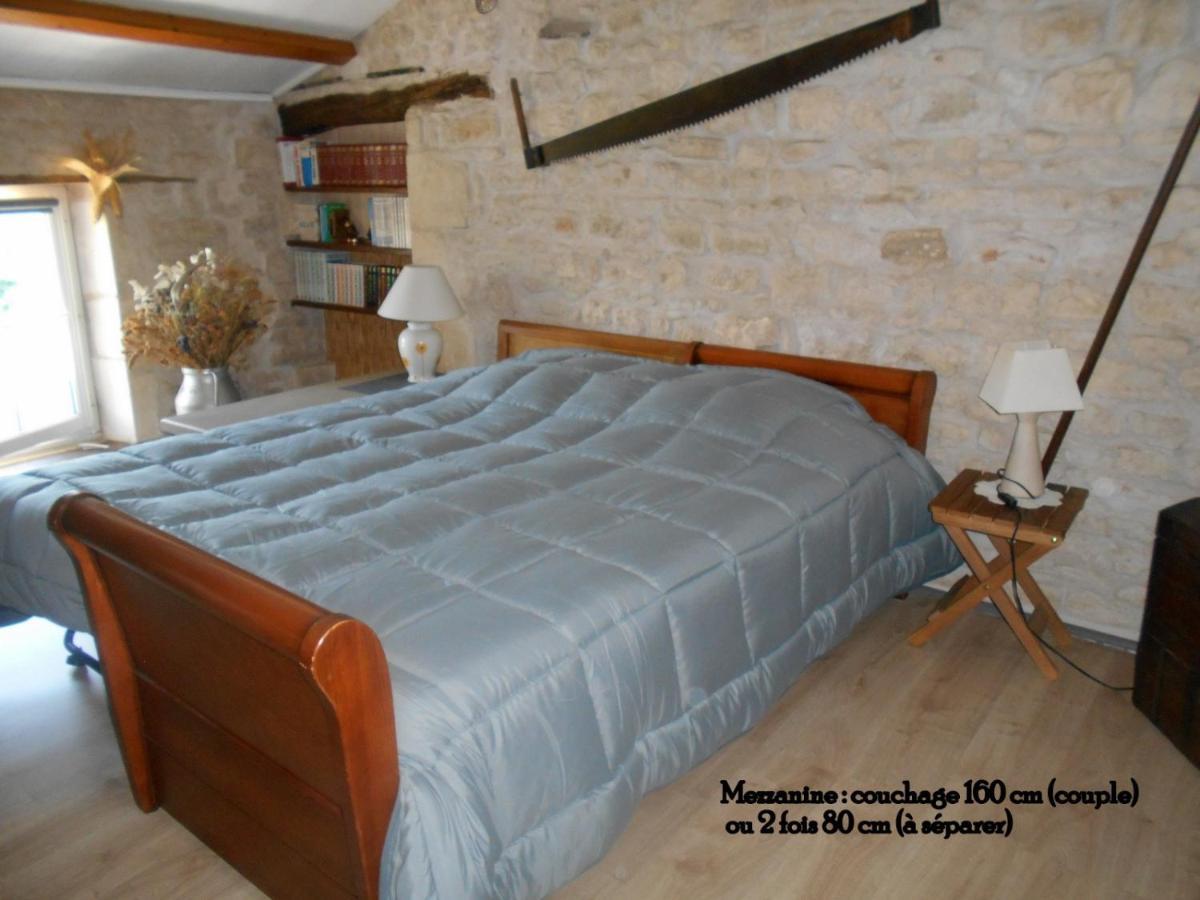 MARAIS POITEVIN pêche ,barque, vélos, wifi, linge, cheminée, cuisine La Taillee Exterior foto